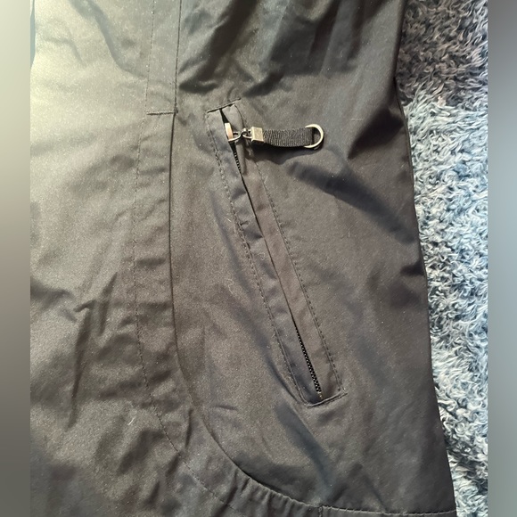 Reversible size XS rain jacket - Picture 15 of 16
